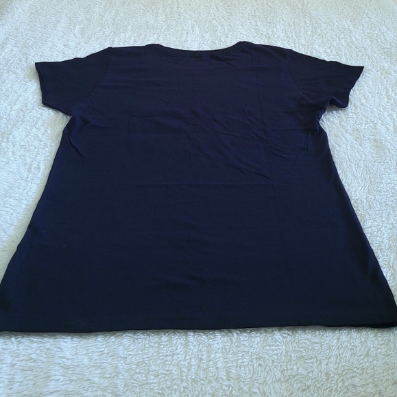 Sanrio Hello👋 Kitty🐈 and Friends Graphic Tee👕 - NWOT - Picture 10 of 10